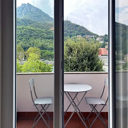 Lakefront Retreat Apartment Lecco