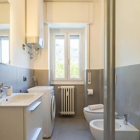 Lakefront Retreat Lecco