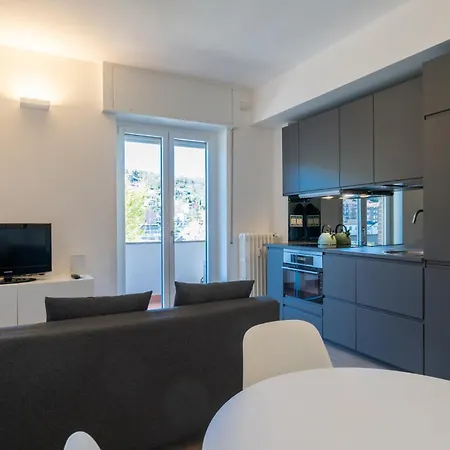 Lakefront Retreat 아파트 *